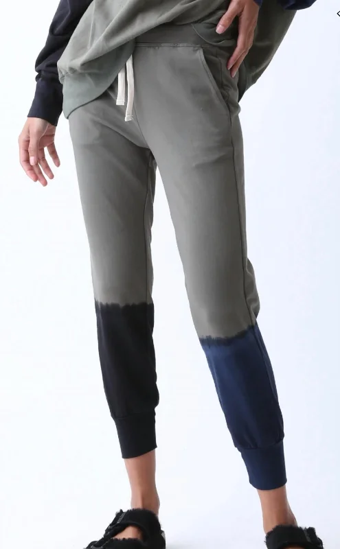 Mason Jogger In Army, Onyx, Navy